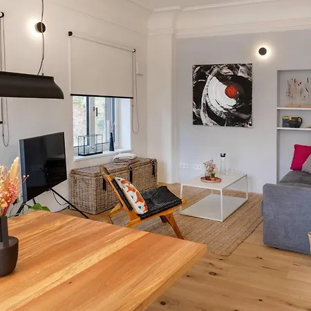 Design-apartment Mit Terrasse & Abendsonne I 71 M2 In Alter Im Almtal I Parkplatz Inklusive *